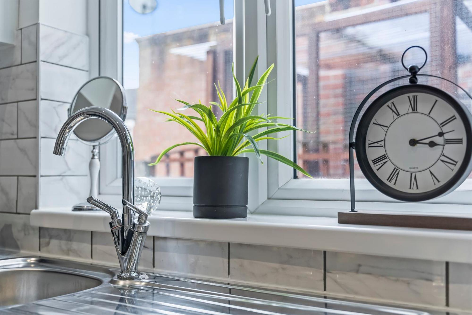 4 Bedroom, 2 Bath In Newcastle Town Centre Ngoại thất bức ảnh