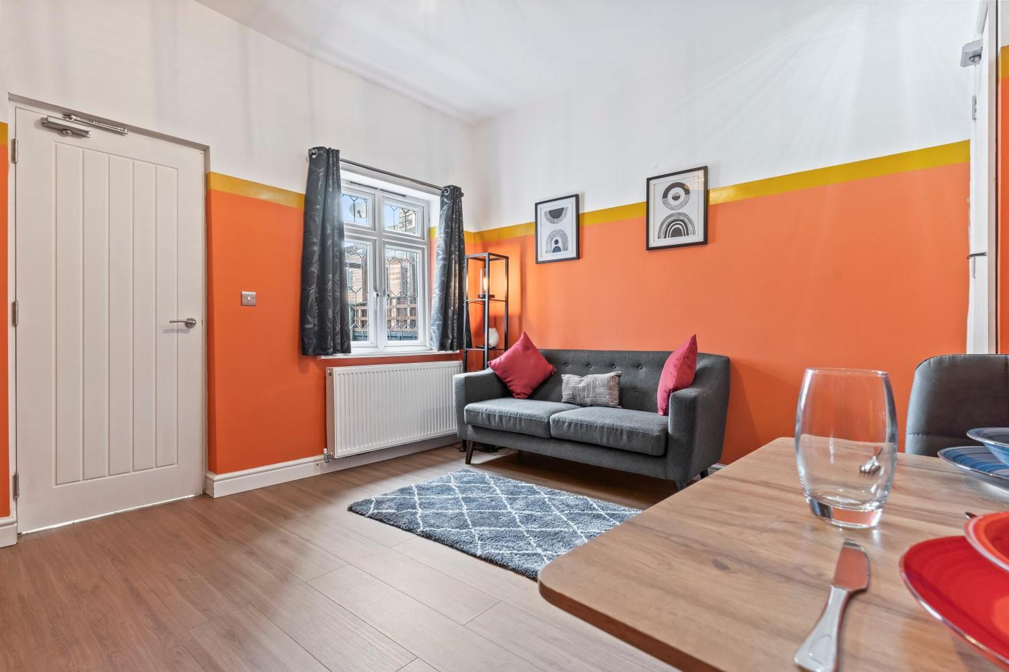 4 Bedroom, 2 Bath In Newcastle Town Centre Ngoại thất bức ảnh