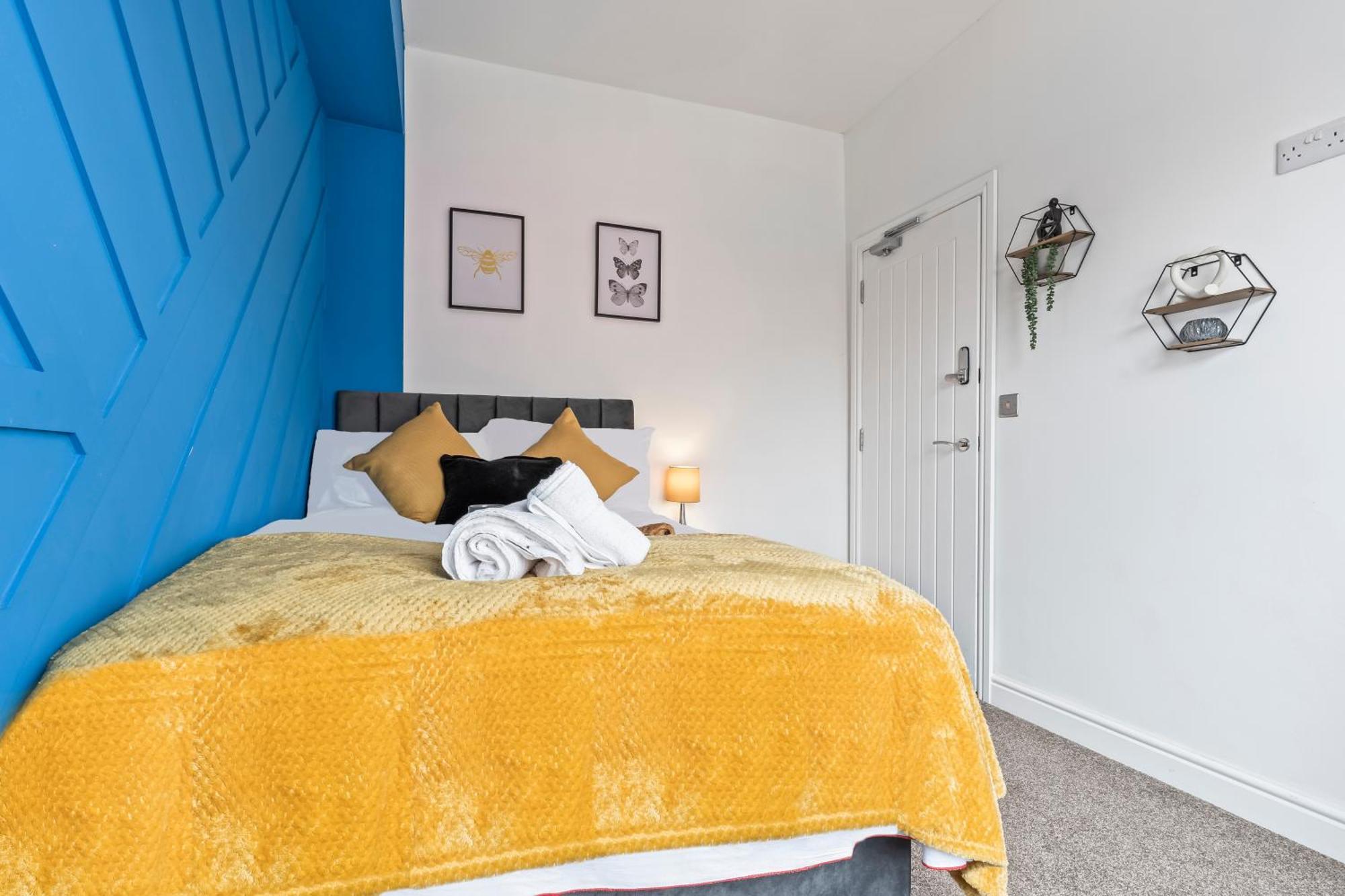 4 Bedroom, 2 Bath In Newcastle Town Centre Ngoại thất bức ảnh