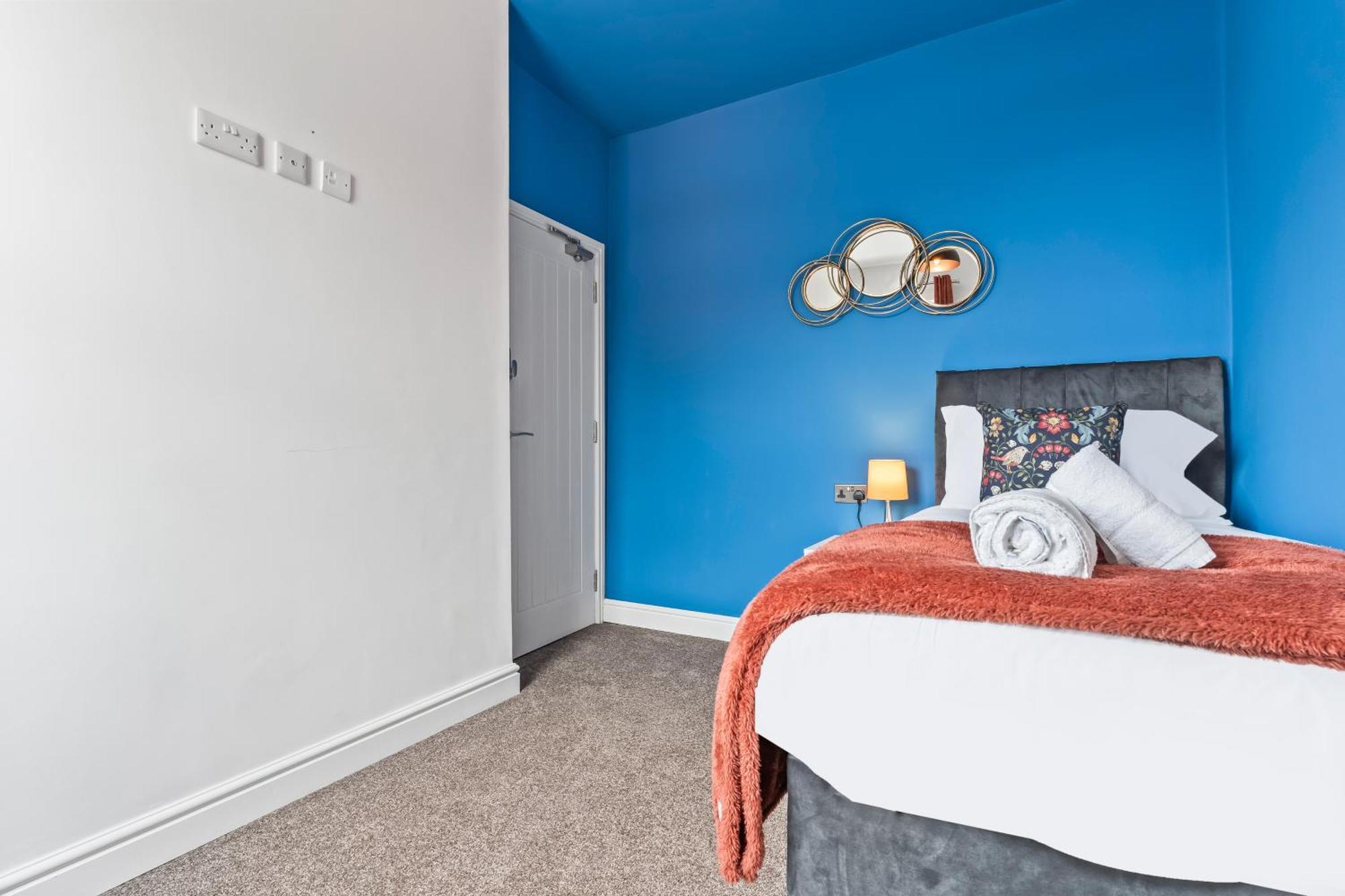 4 Bedroom, 2 Bath In Newcastle Town Centre Ngoại thất bức ảnh