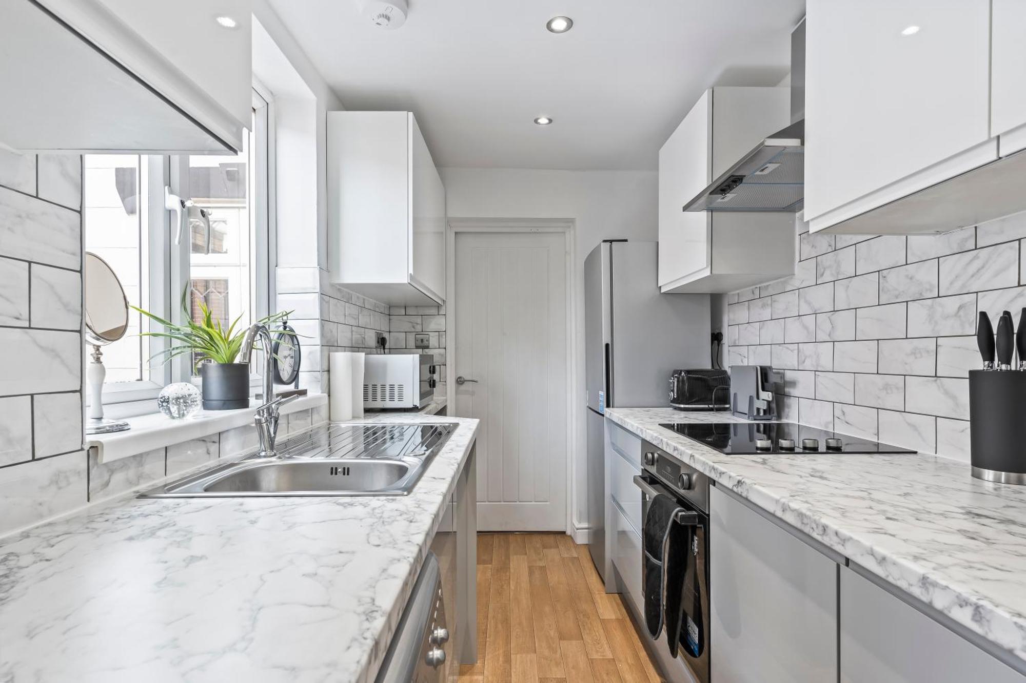 4 Bedroom, 2 Bath In Newcastle Town Centre Ngoại thất bức ảnh